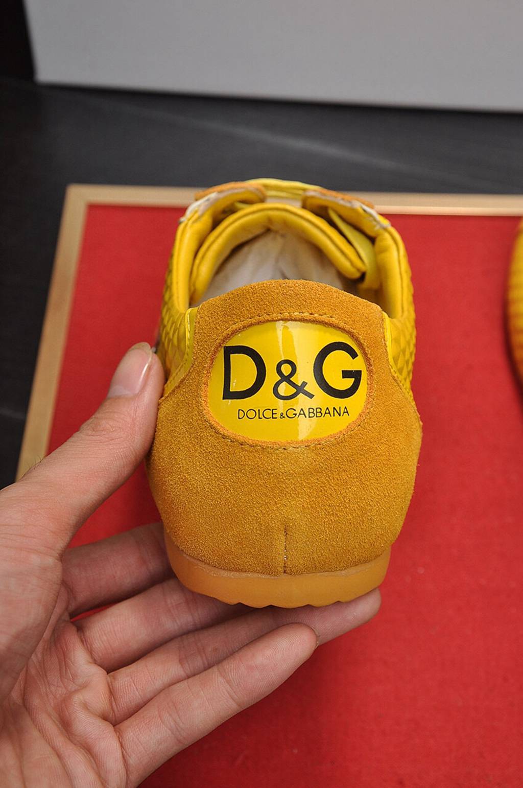 D*G sneaker